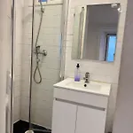 Travessa Do Meio דירה