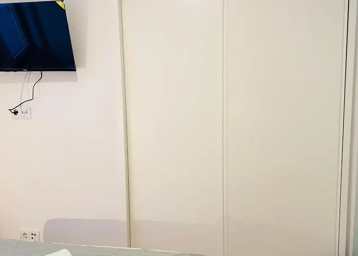 Travessa Do Meio * Lisbon